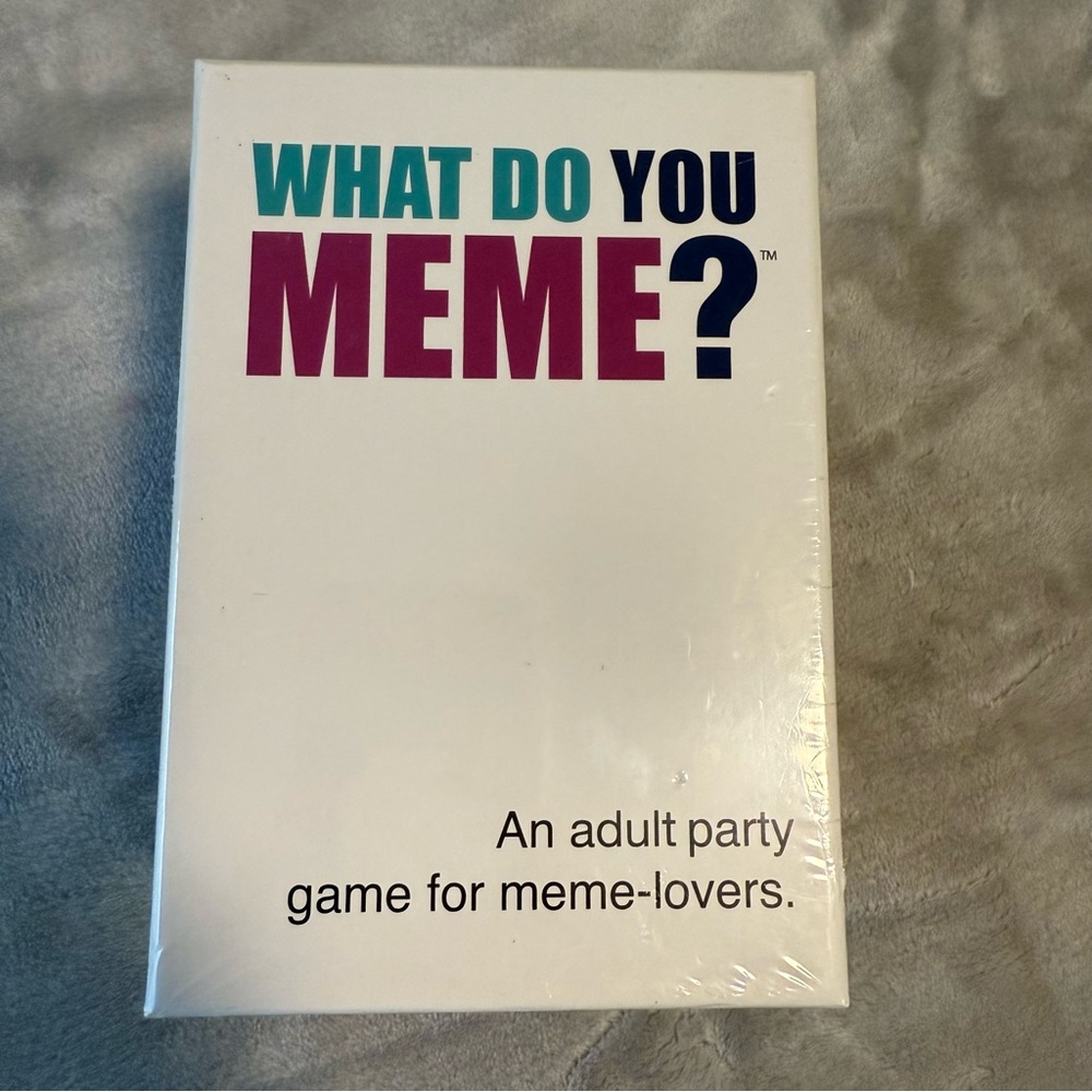 What Do You Meme? Adult Party‎ Card Game 435 Cards Meme Creation